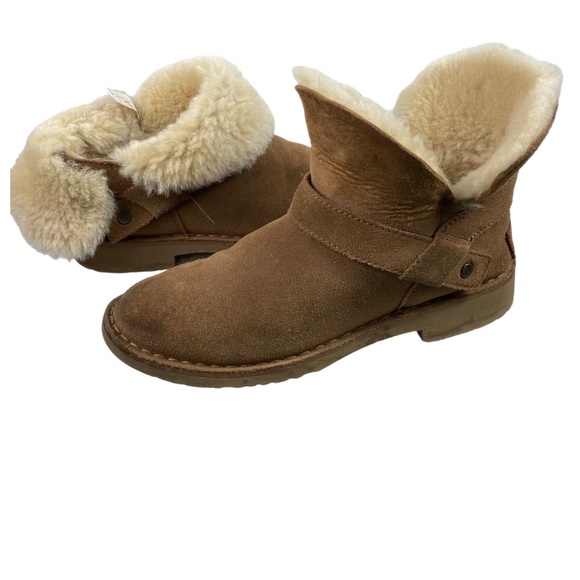 UGG Shoes - UGG Zariyah Boots Bootie Womens 6 Fold Down Shearling Suede Tan Brown